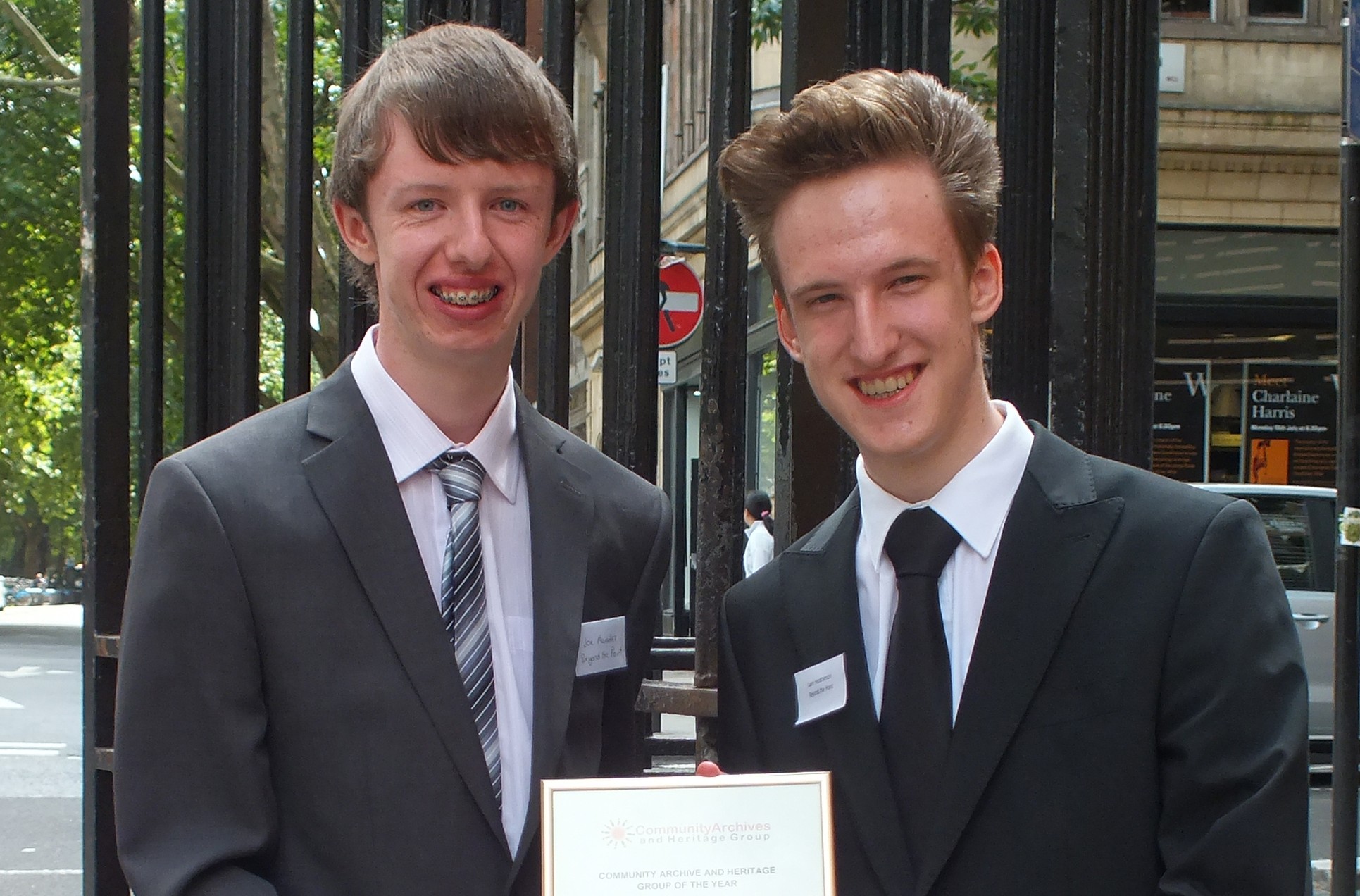Canvey Island teenagers win Community Archive and Heritage Group of the Year 2012